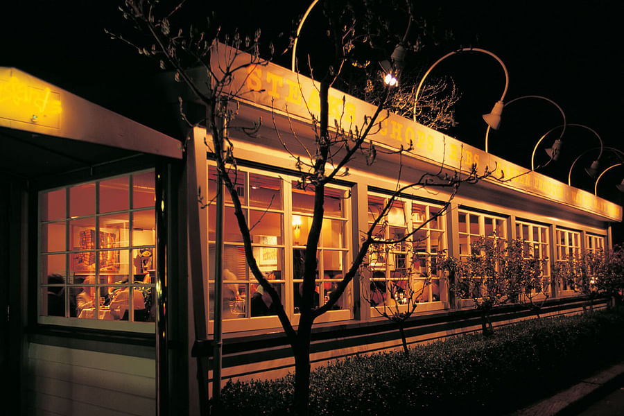 Mustards Grill Napa Valley